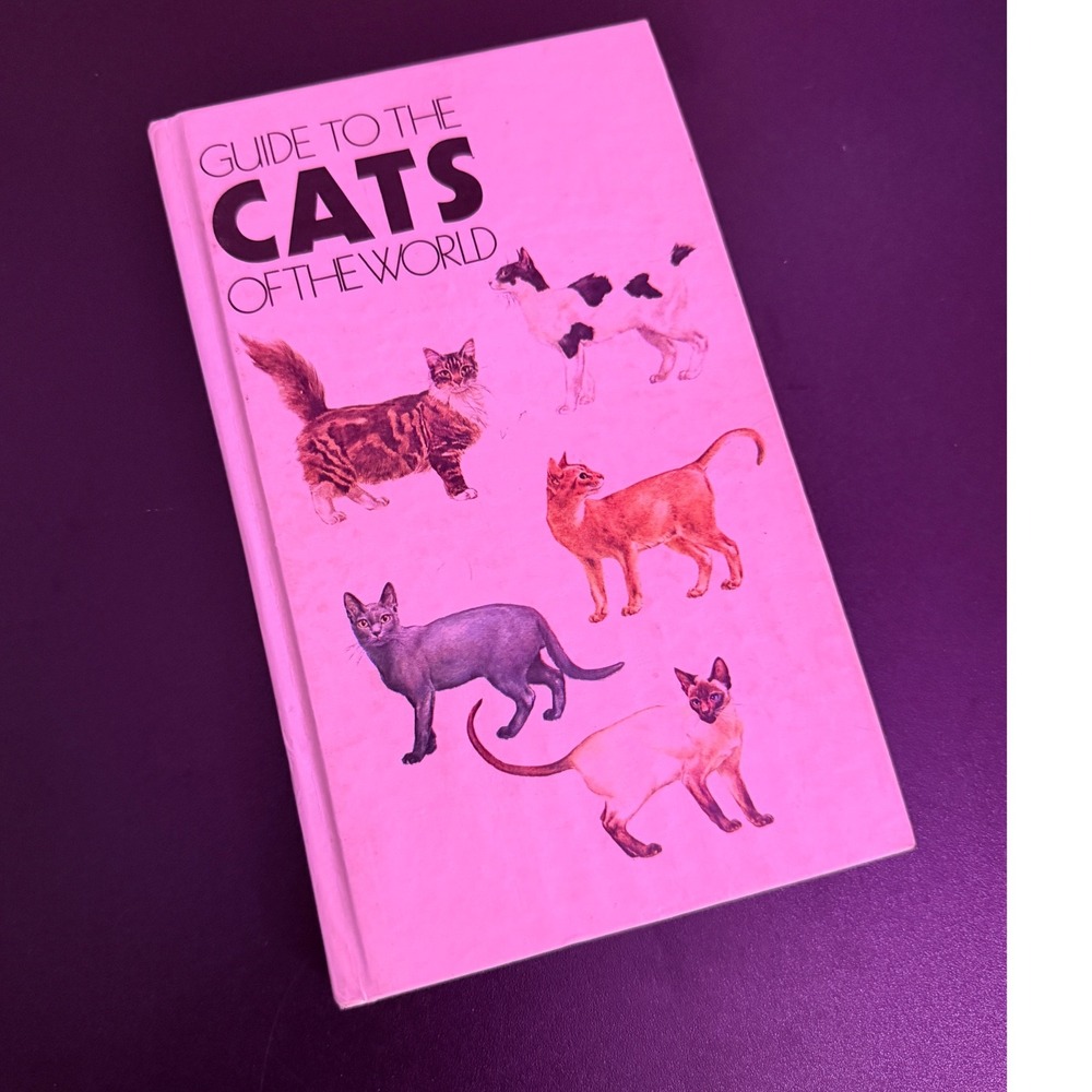 Vintage 1975 Guide to the Cats of the World Howard Loxton Peter Warner Hardcover